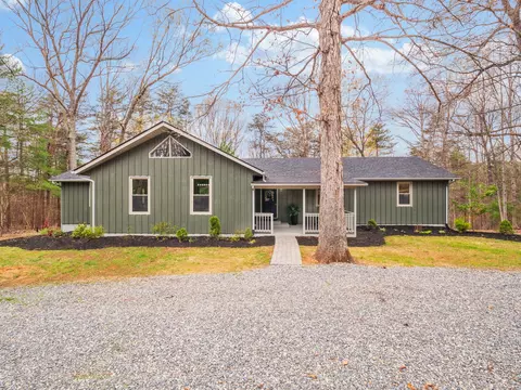 328 Little Brook Ln, Rocky Mount, VA 24151