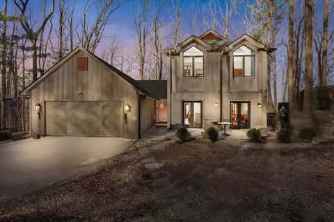 6867 Sugar Rum Ridge Rd, Roanoke, VA 24018