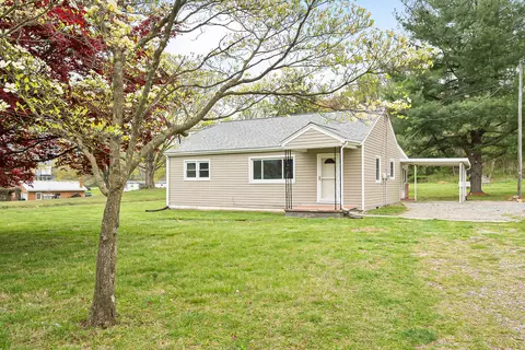 4522 Stypes Branch Rd, Salem, VA 24153