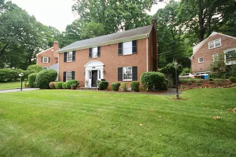 3072 Poplar Ln SW, Roanoke, VA 24014