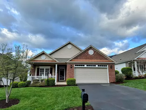 5457 Stayman Dr, Roanoke, VA 24012