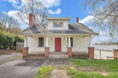855 E Main St, Christiansburg, VA 24073