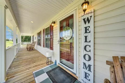 Exterior - 2947 Sandy Level Rd, Goodview, VA 24095 photo 3 of 27
