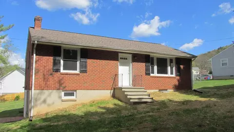 4704 Old Mountain Rd NE, Roanoke, VA 24019