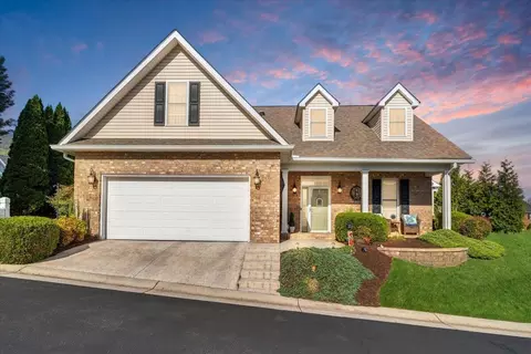 2205 Stone Creek Path, Vinton, VA 24179