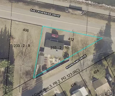 View/Area - 412 E Riverside Dr, Salem, VA 24153 photo 1 of 3