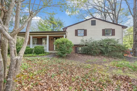 3534 Wedgewood Rd, Roanoke, VA 24015
