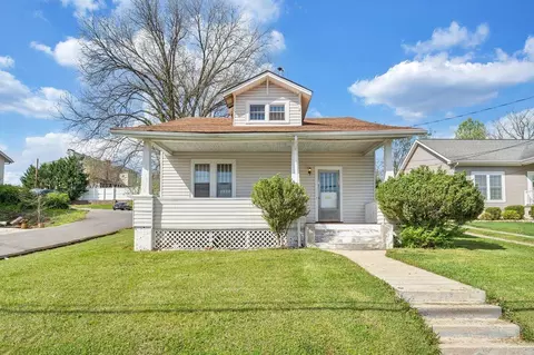 415 Lee Street St, Bedford, VA 24523