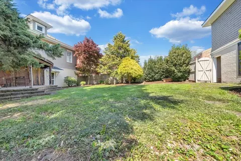 Exterior - 1360 Maple Ave SW, Roanoke, VA 24016 photo 7 of 7