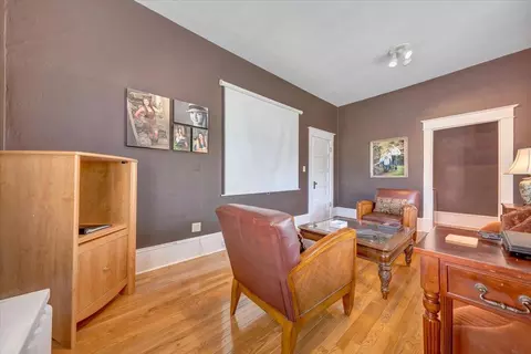 Living - 1360 Maple Ave SW, Roanoke, VA 24016 photo 6 of 6