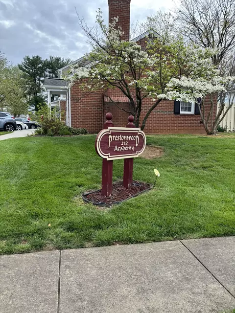 212 Academy St #3, Salem, VA 24153