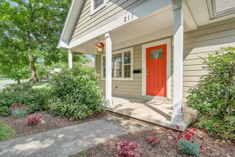 Exterior - 211 Murrell Rd NE, Roanoke, VA 24012 photo 10 of 11