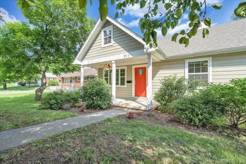 Exterior - 211 Murrell Rd NE, Roanoke, VA 24012 photo 11 of 11