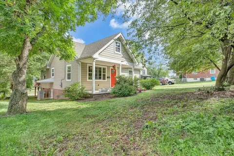 Exterior - 211 Murrell Rd NE, Roanoke, VA 24012 photo 9 of 11