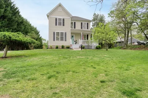3810 Keagy Rd SW, Roanoke, VA 24018