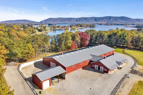 View/Area - 15 Tranquility Rd, Moneta, VA 24121 photo 10 of 18