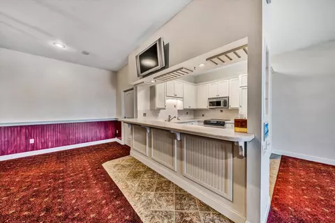 Kitchen - 15 Tranquility Rd, Moneta, VA 24121 photo 8 of 10