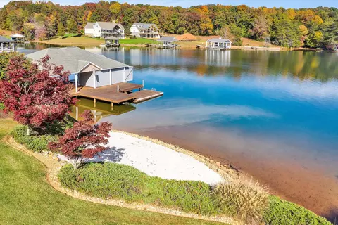 Exterior - 15 Tranquility Rd, Moneta, VA 24121 photo 16 of 30