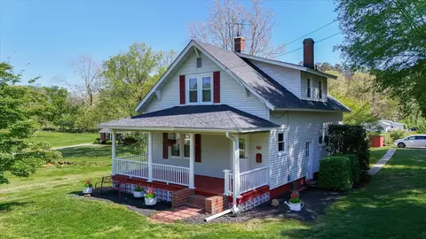 3816 Cravens Creek Rd SW, Roanoke, VA 24018