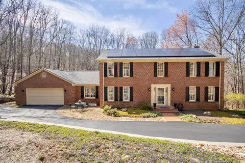 5361 Peregrine Crest Cir, Roanoke, VA 24018