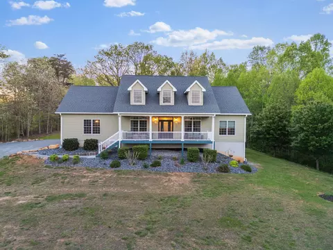 3260 Huffman Ln, Roanoke, VA 24014