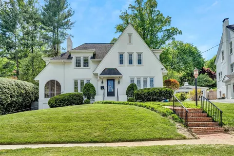 161 27th St SE, Roanoke, VA 24014