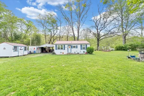Exterior - 142 Malcom Dr, Eagle Rock, VA 24085 photo 6 of 17