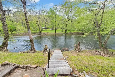 View/Area - 142 Malcom Dr, Eagle Rock, VA 24085 photo 2 of 6