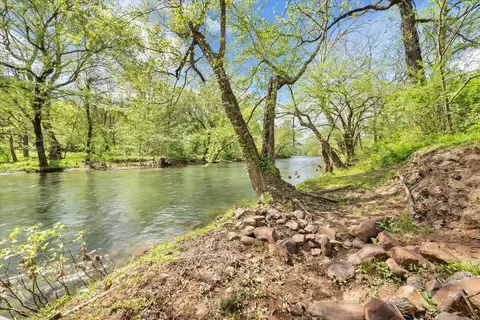 View/Area - 142 Malcom Dr, Eagle Rock, VA 24085 photo 5 of 6