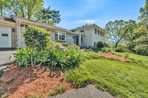 Exterior - 3588 Wright Rd SW, Roanoke, VA 24015 photo 4 of 28