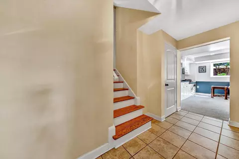 Entry Way - 3588 Wright Rd SW, Roanoke, VA 24015 photo 4 of 4