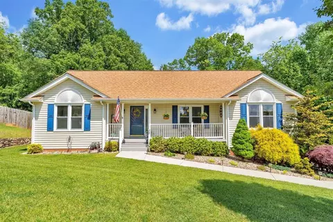 797 Ray St, Roanoke, VA 24019