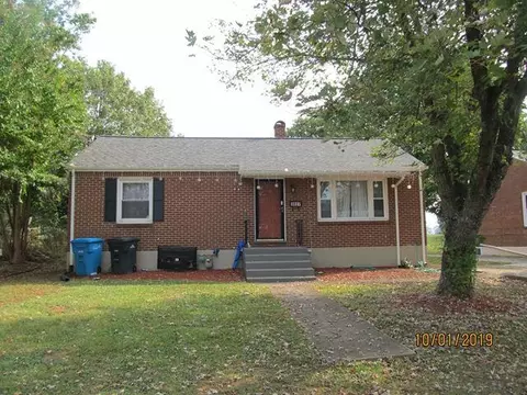3027 Collingwood St NE, Roanoke, VA 24012