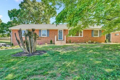 4718 Foxhall Cir, Roanoke, VA 24018