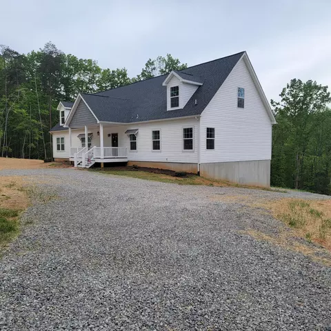 418 Blue Bend Rd, Rocky Mount, VA 24151