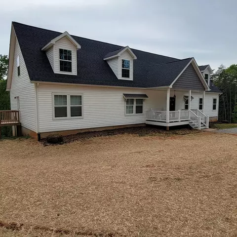 418 Blue Bend Rd, Rocky Mount, VA 24151 photo 2