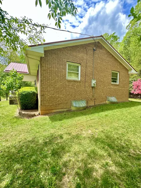 718 Mt Pleasant Dr, Covington, VA 24426 photo 13