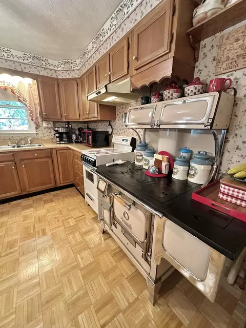 718 Mt Pleasant Dr, Covington, VA 24426 photo 29