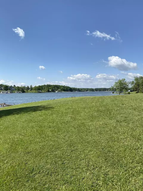 850 Rolling Rd, Moneta, VA 24121 photo 8