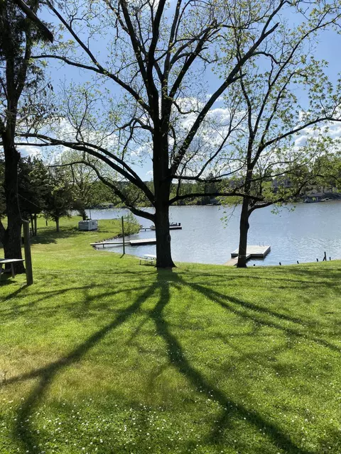 850 Rolling Rd, Moneta, VA 24121 photo 2