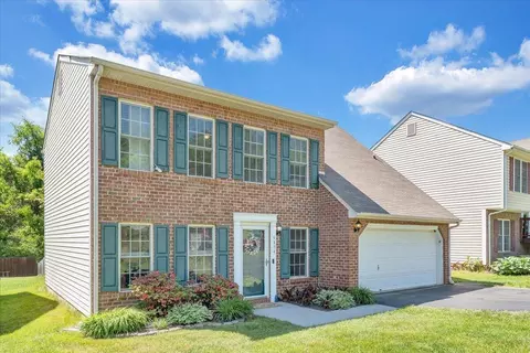 4854 Horseman Dr NE, Roanoke, VA 24019