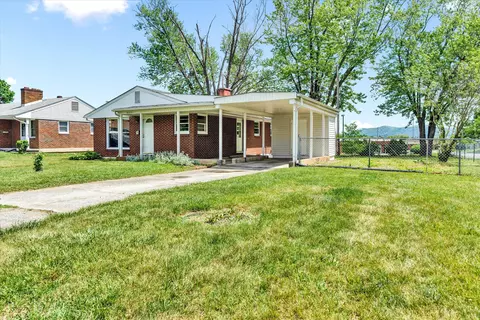 Other - 3301 Ruston St NE, Roanoke, VA 24012 photo 2 of 12
