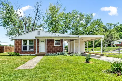3301 Ruston St NE, Roanoke, VA 24012