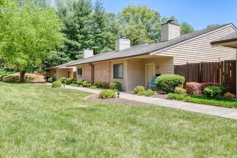 203 Windward Dr SW, Roanoke, VA 24018