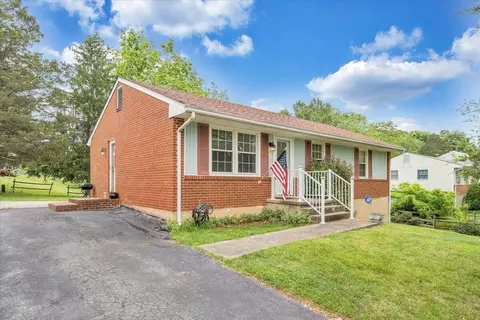 5515 Taney Dr, Roanoke, VA 24019