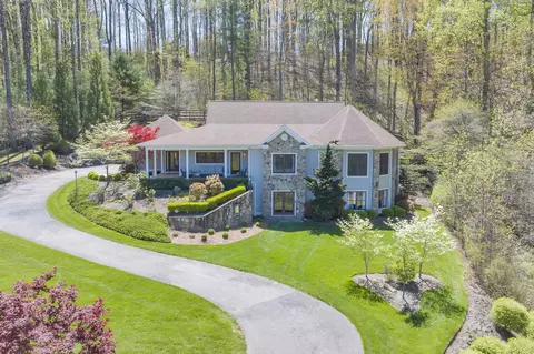 8460 Poplar Springs Ln, Roanoke, VA 24018