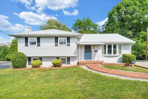 4618 Northridge St NE, Roanoke, VA 24012