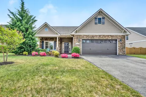 2677 Woods Meadow Ln, Salem, VA 24153