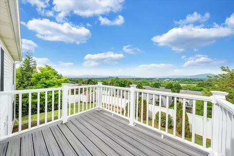 4818 Golfview Dr NE, Roanoke, VA 24019 photo 39