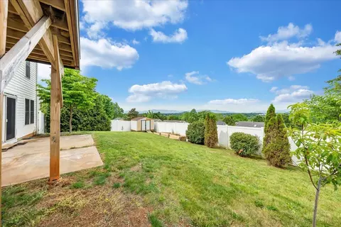 4818 Golfview Dr NE, Roanoke, VA 24019 photo 44